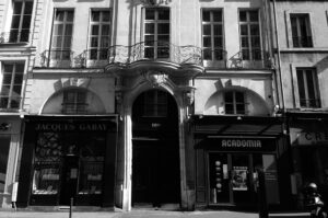 Where T.S. Eliot stayed as a student at the Sorbonne